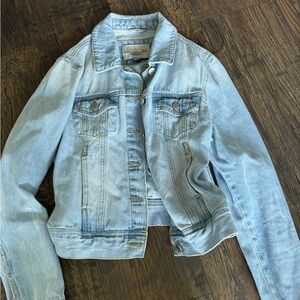 Light Blue Denim Jacket Ashly Vintage Charm
Size Small NWOT